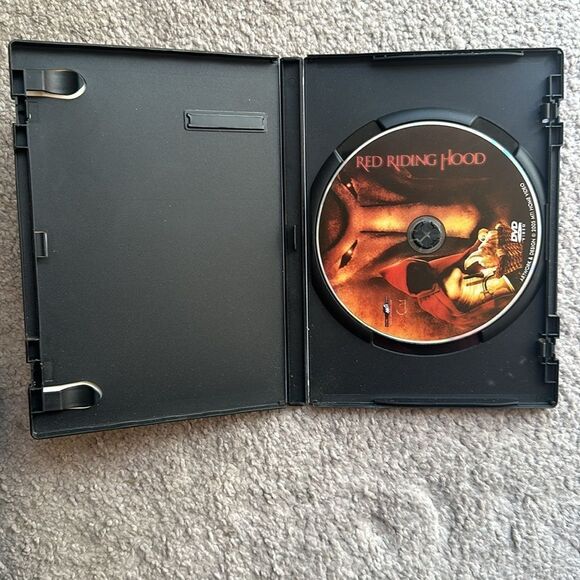 “Red Riding Hood” DVD - Picture 4 of 6